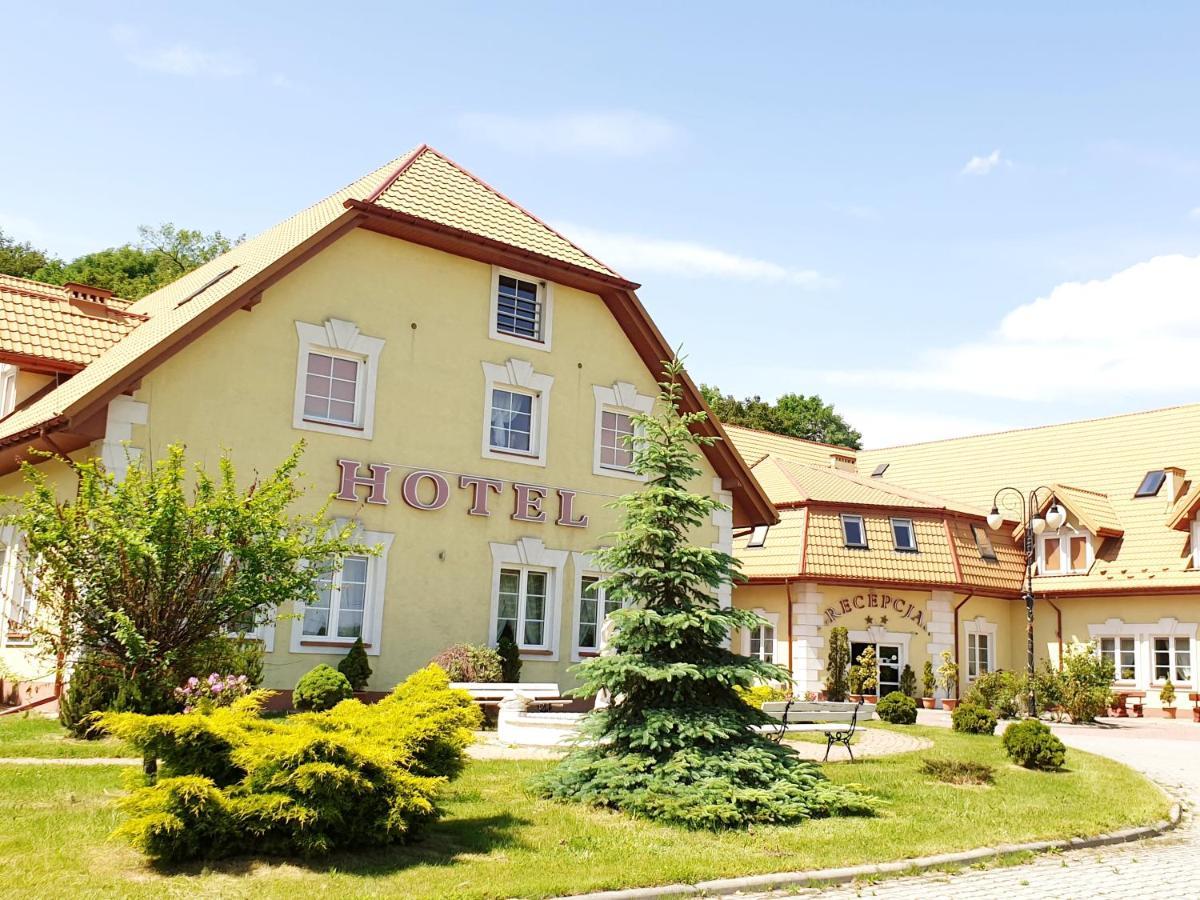 Willa Park Ostrowiec Świętokrzyski Buitenkant foto