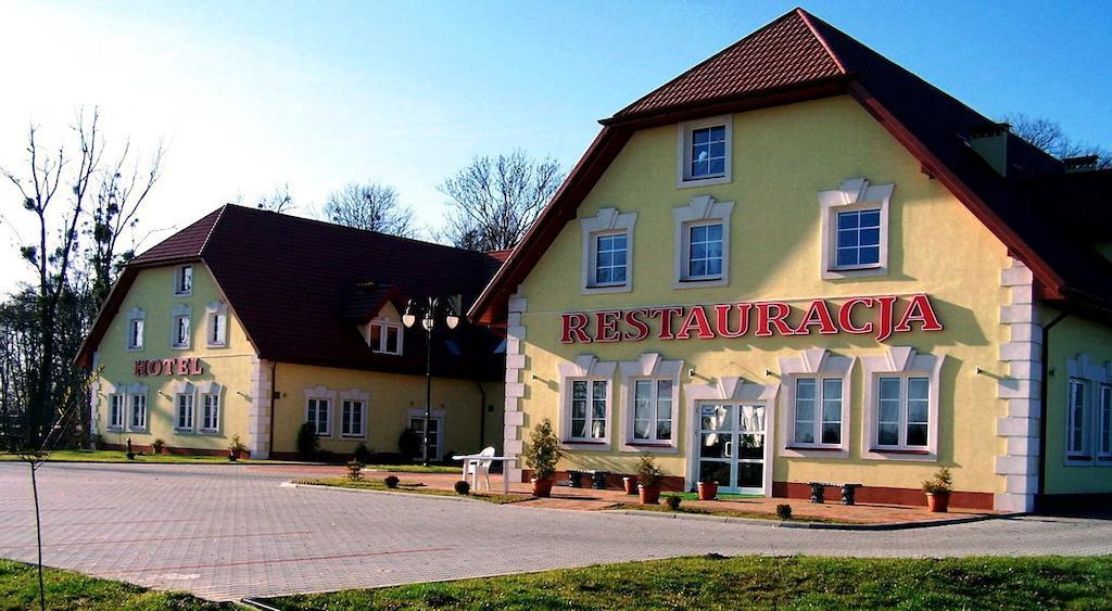 Willa Park Ostrowiec Świętokrzyski Buitenkant foto