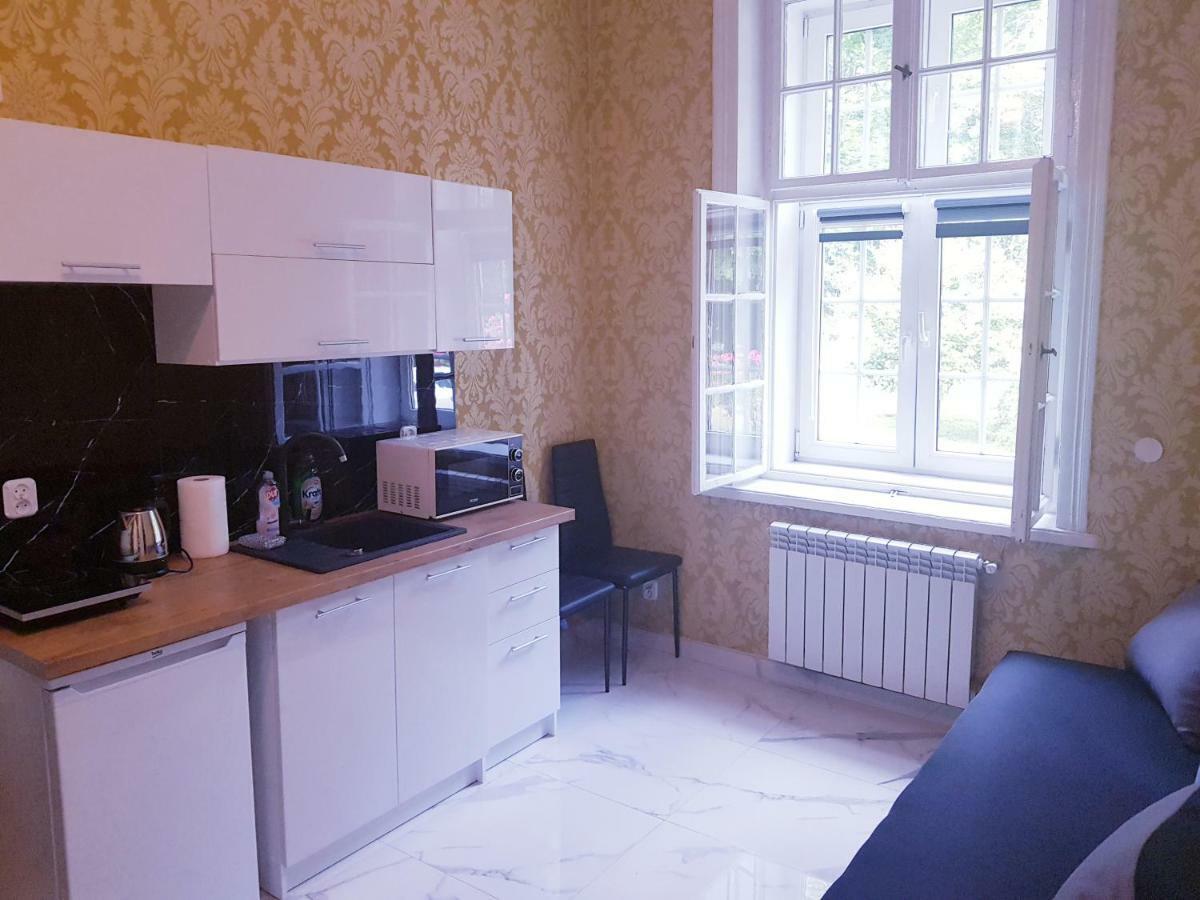 Willa Park Ostrowiec Świętokrzyski Buitenkant foto